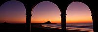 Nobbys Arches